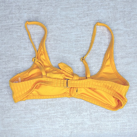 Colorful bikini - Picture 5 of 5